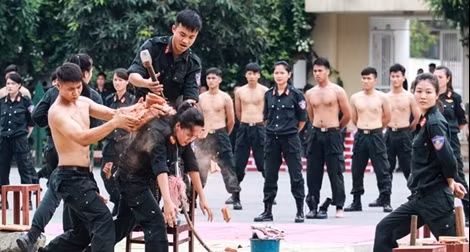 Mãn nhãn với màn đấu võ, luyện khí công của Cảnh sát đặc nhiệm 