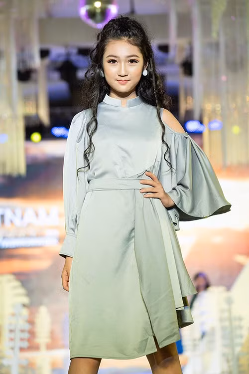 Một trong số các "mẫu nhí" sẽ trình diễn tại VIJFW 2019