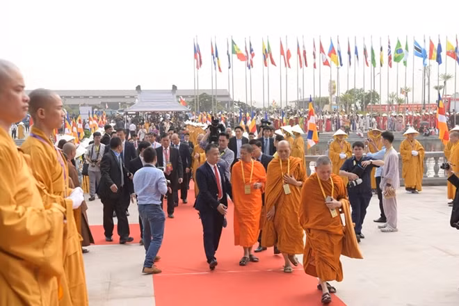Đảm bảo tuyệt đối an toàn, lực lượng Công an góp phần vào thành công Đại lễ Vesak 2019 ảnh 1