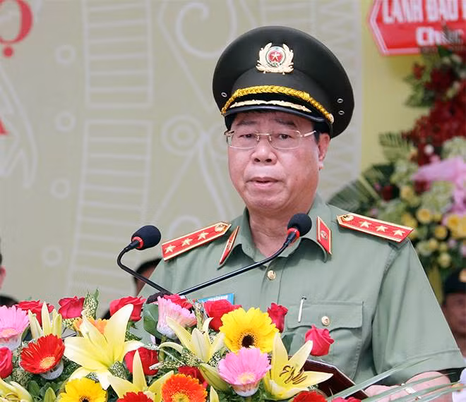 Thứ trưởng Bùi Văn Nam.