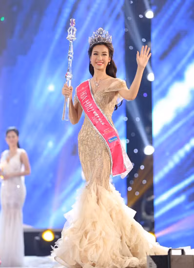 Tân Hoa hậu Việt Nam 2016 Đỗ Mỹ Linh. (Ảnh VNE)