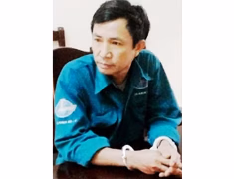 Đối tượng Nguyễn Văn Khánh tại cơ quan điều tra Công an huyện Diễn Châu, Nghệ An.