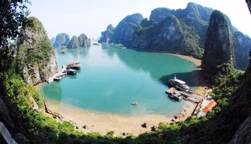 Khu dự trữ sinh quyển Cát Bà. Ảnh: TL.
