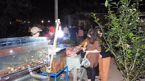 Các sản vật đều làm ra từ đồng ruộng, đất đai hương hỏa của tổ tiên.
