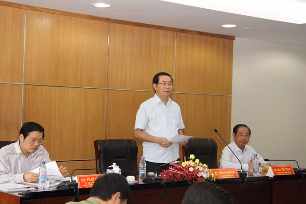 Bộ trưởng Trần Đại Quang phát biểu chỉ đạo tại buổi làm việc.