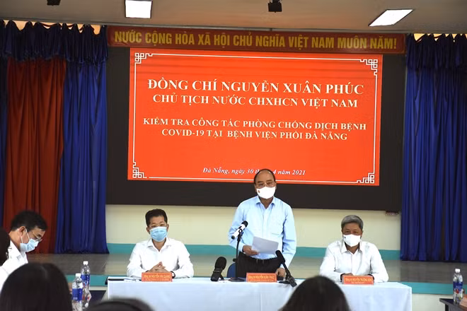 Chủ tịch nước Nguyễn Xuân Phúc phát biểu tại buổi làm việc.