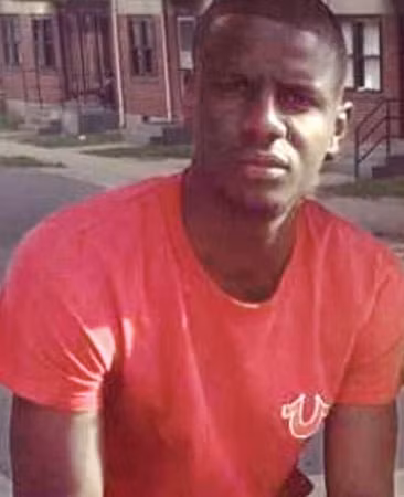 Freddie Gray trên bản tin báo chí.