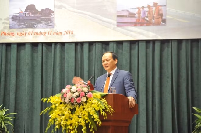 Thứ trưởng Bộ Giao thông vận tải Nguyễn Nhật phát biểu tại Hội nghị