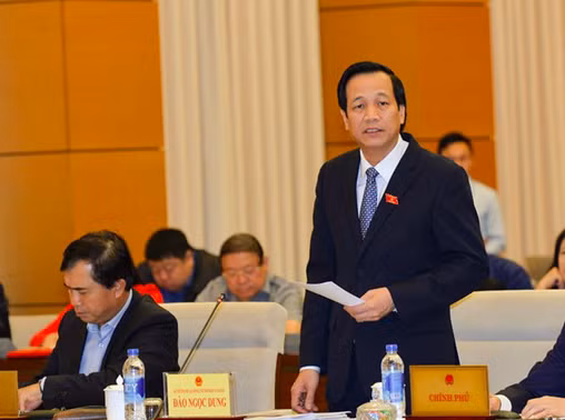 Bộ trưởng Đào Ngọc Dung trả lời chất vấn Bộ trưởng Đào Ngọc Dung trả lời chất vấn