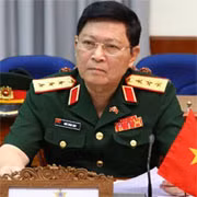 Thượng tướng Ngõ Xuân Lịch.