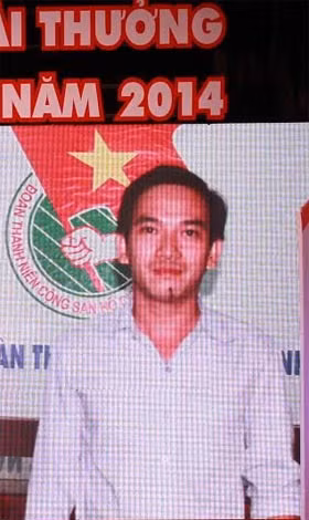 Công nhân Trần Quốc Tuyên.