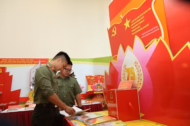 Rất nhiều hoạt động nhằm phát triển văn hóa đọc có quy mô lớn liên tục được tổ chức dịp này
