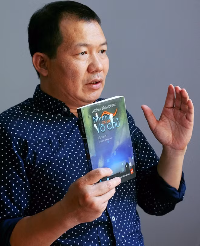 Đạo diễn Lương Đình Dũng cũng là tác giả tiểu thuyết "Những cô gái vô chủ"