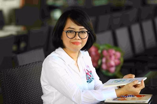 Nhà báo Huỳnh Mai Liên