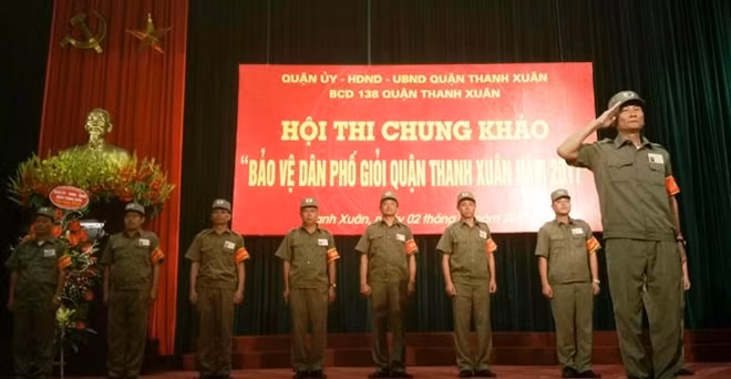 Đội tuyển tham dự phần thi Điều lệnh đội ngũ