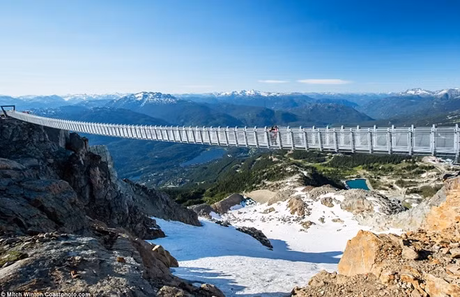 Được biết, Skybridge Cloudraker nằm trong một dự án khu phức hợp tại thung lũng Whistler với khoản đầu tư lên tới 66 triệu USD.