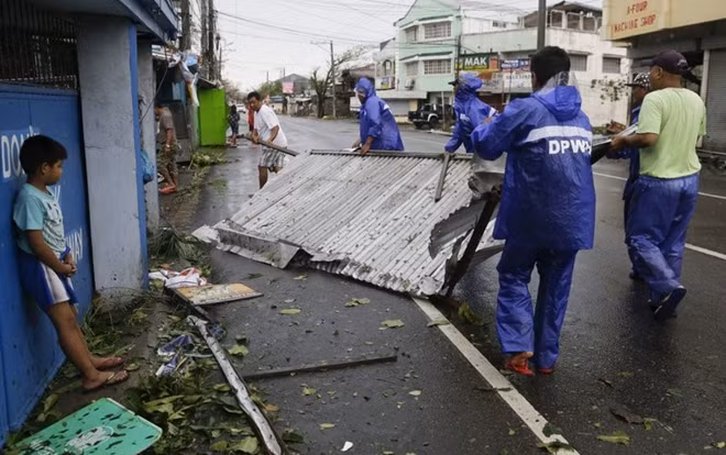 Chính phủ Philippines đang tiếp tục khẩn trương huy động lực lượng tìm kiếm và cứu hộ tiếp cận những tỉnh chịu tác động trực tiếp của siêu bão.