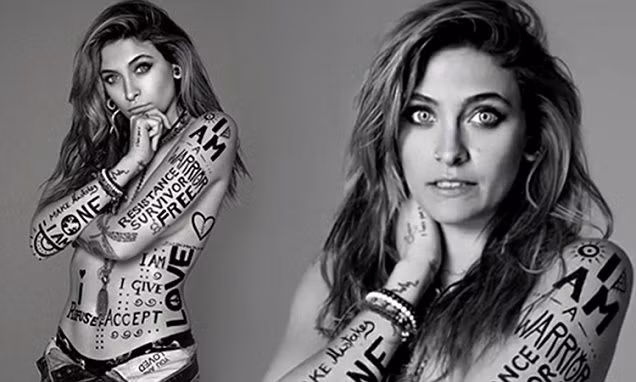 Trong bức hình ảnh, Paris Jackson được tô vẽ lên cơ thể nhiều họa tiết và chữ viết dạng hình xăm như tình yêu, tôi là chiến binh, cuộc chiến, tự do, cho đi, câu chuyện của tôi.