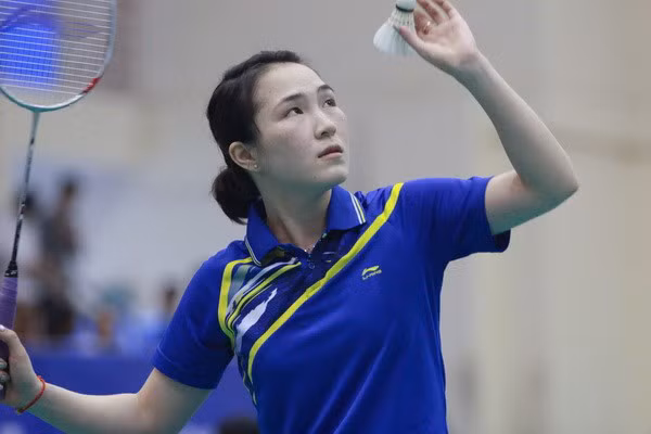 Vũ Thị Trang bỏ cuộc vì chấn thương gót chân