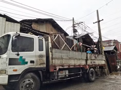Mưu sinh bằng nghề thu gom phế liệu đã đem lại thu nhập cao cho nhiều người.