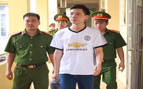 Bác sĩ Hoàng Công Lương bị Cơ quan CSĐT khởi tố