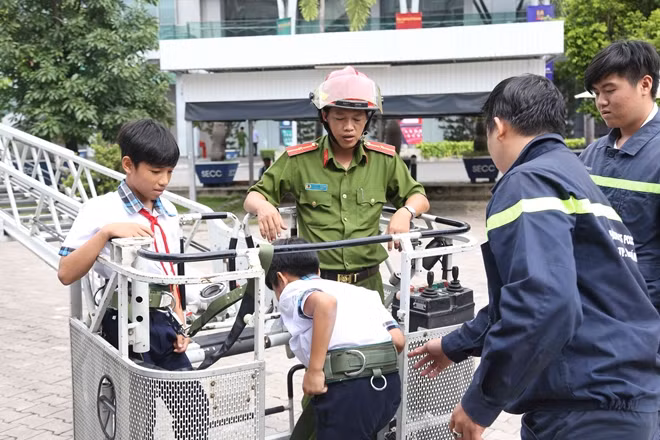 Tại triển lãm năm 2018 sẽ diễn ra nhiều hoạt động trải nghiệm kỹ năng thoát nạn...