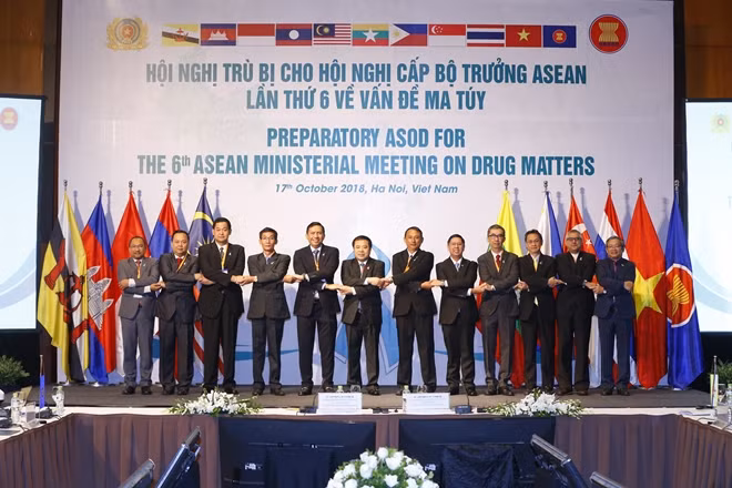 Các đại biểu tham dự Hội nghị quan chức cấp cao trù bị cho Hội nghị cấp Bộ trưởng AMMD6