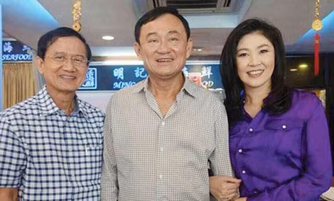 3 thủ tướng của dòng họ Shinawatra, ông Somchai Wongsawat, ông Thaksin và bà Yingluck, đều kết thúc sự nghiệp trong sóng gió với án tù treo lơ lửng.