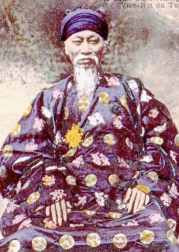 Kinh lược sứ Hoàng Cao Khải thọ 83 tuổi (1850 - 1933).