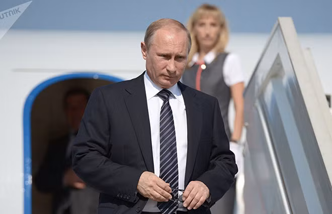 Tổng thống Nga Vladimir Putin đã tới Pháp theo lời mời của tân Tổng thống Emmanuel Macron. Ảnh: Sputnik.
