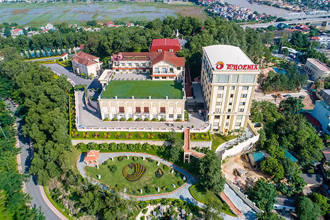 Tổ hợp khách sạn Phượng Hoàng được công nhận đạt chuẩn 5 sao.