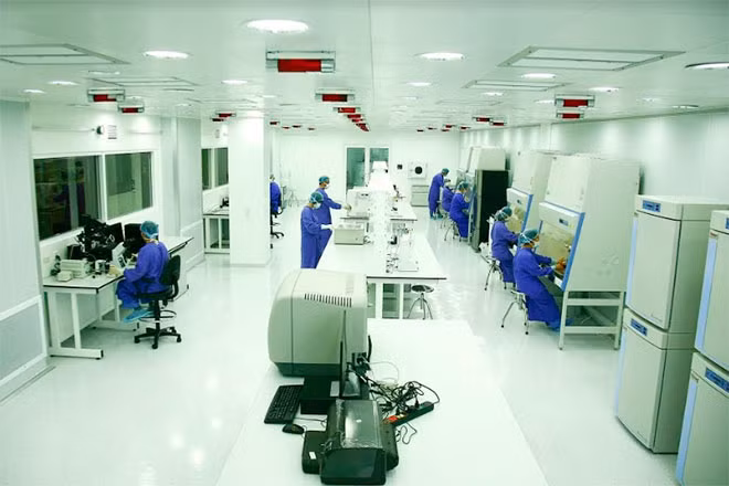 Vinmec trở thành Hệ thống Y tế đầu tiên tại Việt Nam đầu tư mạnh mẽ và chuyên sâu cho nghiên cứu và ứng dụng tế bào gốc - công nghệ gen với đầy đủ các thiết bị và công nghệ hiện đại. Vinmec trở thành Hệ thống Y tế đầu tiên tại Việt Nam đầu tư mạnh mẽ và chuyên sâu cho nghiên cứu và ứng dụng tế bào gốc - công nghệ gen với đầy đủ các thiết bị và công nghệ hiện đại.