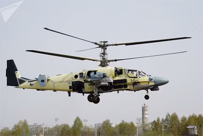 Một chiếc Ka-52 trong quá trình bay thử nghiệm.
