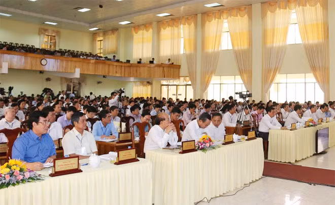 Các đại biểu tham dự Hội nghị “Giải pháp phát triển bền vững ngành hàng lúa gạo vùng ĐBSCL”.