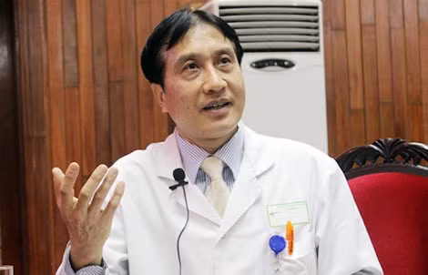 GS. Trịnh Hồng Sơn, Phó Giám đốc phụ trách chuyên môn Bệnh viện Việt Đức.