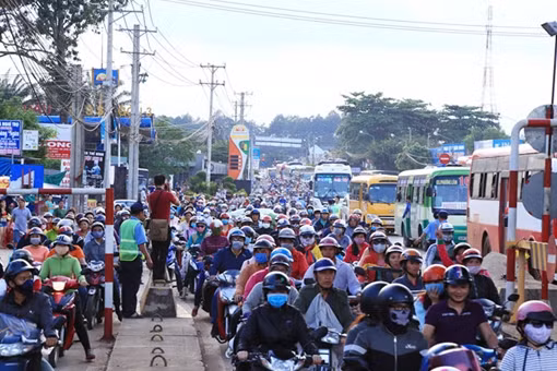 Không cổ súy hành vi cố tình trả tiền lẻ, tiền xu để phản ứng với trạm BOT của tài xế