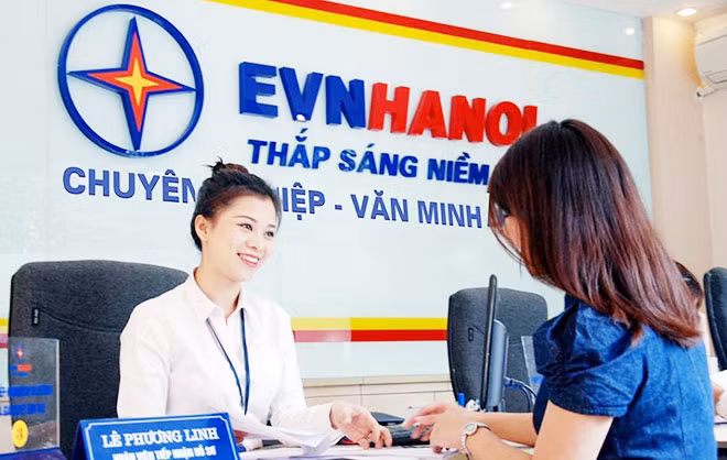EVN HANOI đi đầu ứng dụng công nghệ cao trong chăm sóc khách hàng.
