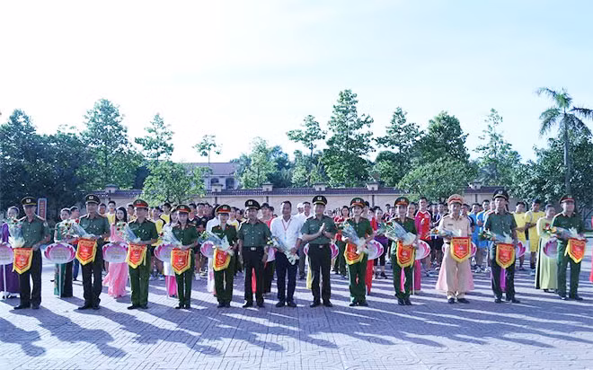 Hội thao chào mừng kỷ niệm 55 năm Ngày truyền thống lực lượng CSND. Hội thao chào mừng kỷ niệm 55 năm Ngày truyền thống lực lượng CSND.