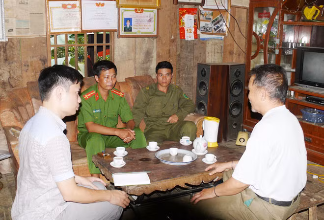 Công an tỉnh Lai Châu tăng cường công tác tuyên truyền để người dân tránh những cái chết oan uổng vì lá ngón. Ảnh: M.H.