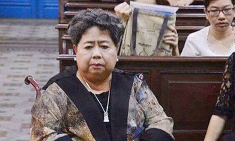 Bà Hứa Thị Phấn tại phiên tòa xét xử Phạm Công Danh.