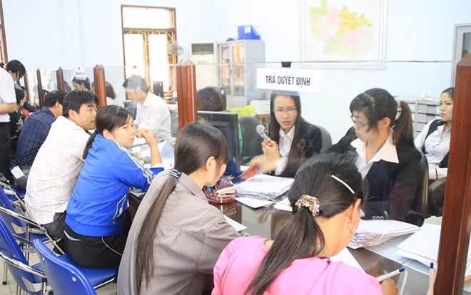Đa số người lao động vẫn “ngại” lên tiếng khi doanh nghiệp nợ BHXH.