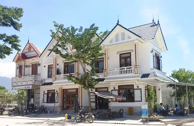 Nhà ở liền kề của người dân hiện đã xây dựng tại Khu đô thị sinh thái Golden Hills.