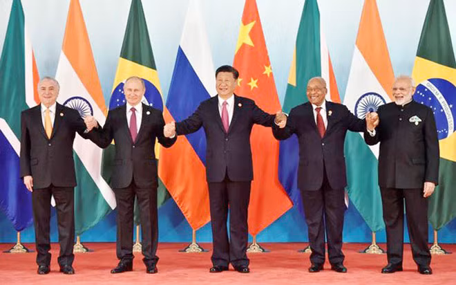 Lãnh đạo các nước tại Hội nghị BRICS ngày 4-9. Ảnh: Reuters.