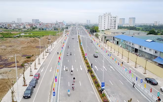 Đường 70 trước mặt dự án đã mở rộng, tuyến đường Trần Hữu Dực đã hoàn thiện và sử dụng.