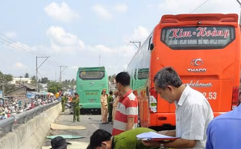Hiện trường vụ TNGT đặc biệt nghiêm trọng.