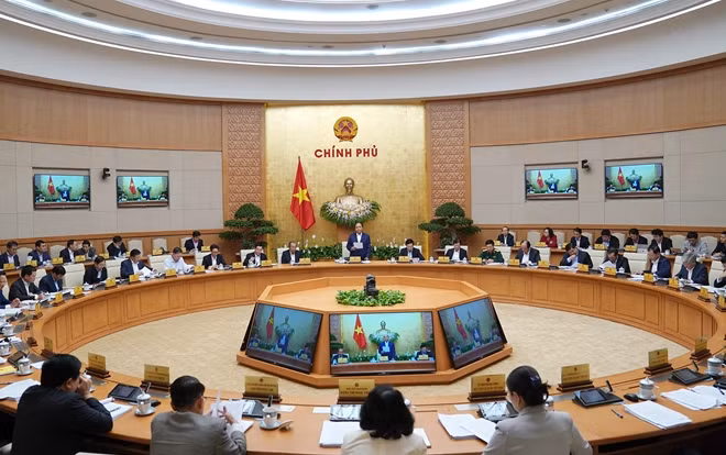 Toàn cảnh phiên hop Thủ tướng: Lo tăng trưởng nhưng không bỏ quên các vấn đề xã hội bức bối Tổ công tác của Thủ tướng kiểm tra 5 bộ, nêu 23 vướng mắc của doanh nghiệp