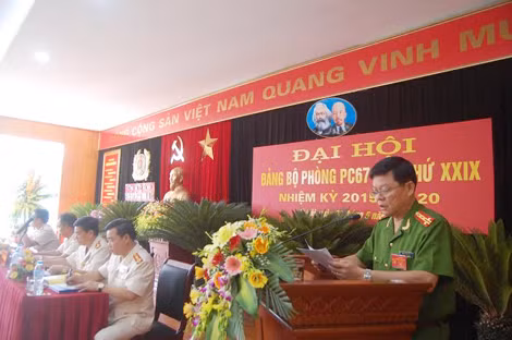 Đại tá Đào Thanh Hải, Ủy viên Ban thường vụ Đảng ủy, Phó Giám đốc Công an TP Hà Nội phát biểu tại Đại hội.