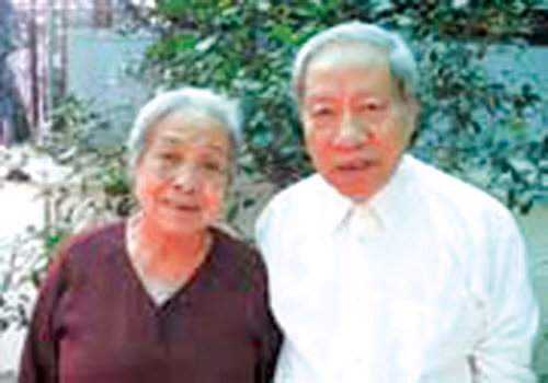 Vợ chồng đồng chí Phan Văn Lai .