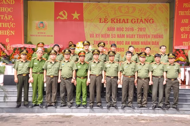 Những người thầy CAND tại trường ĐH ANND qua nhiều thế hệ.