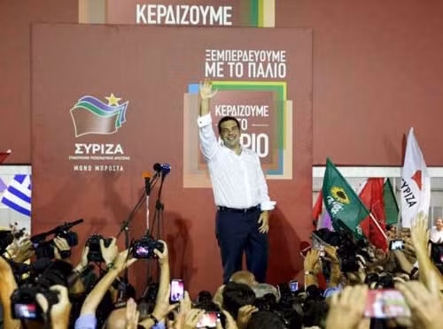 Ông Alexis Tsipras hồi sinh từ “tro tàn”.